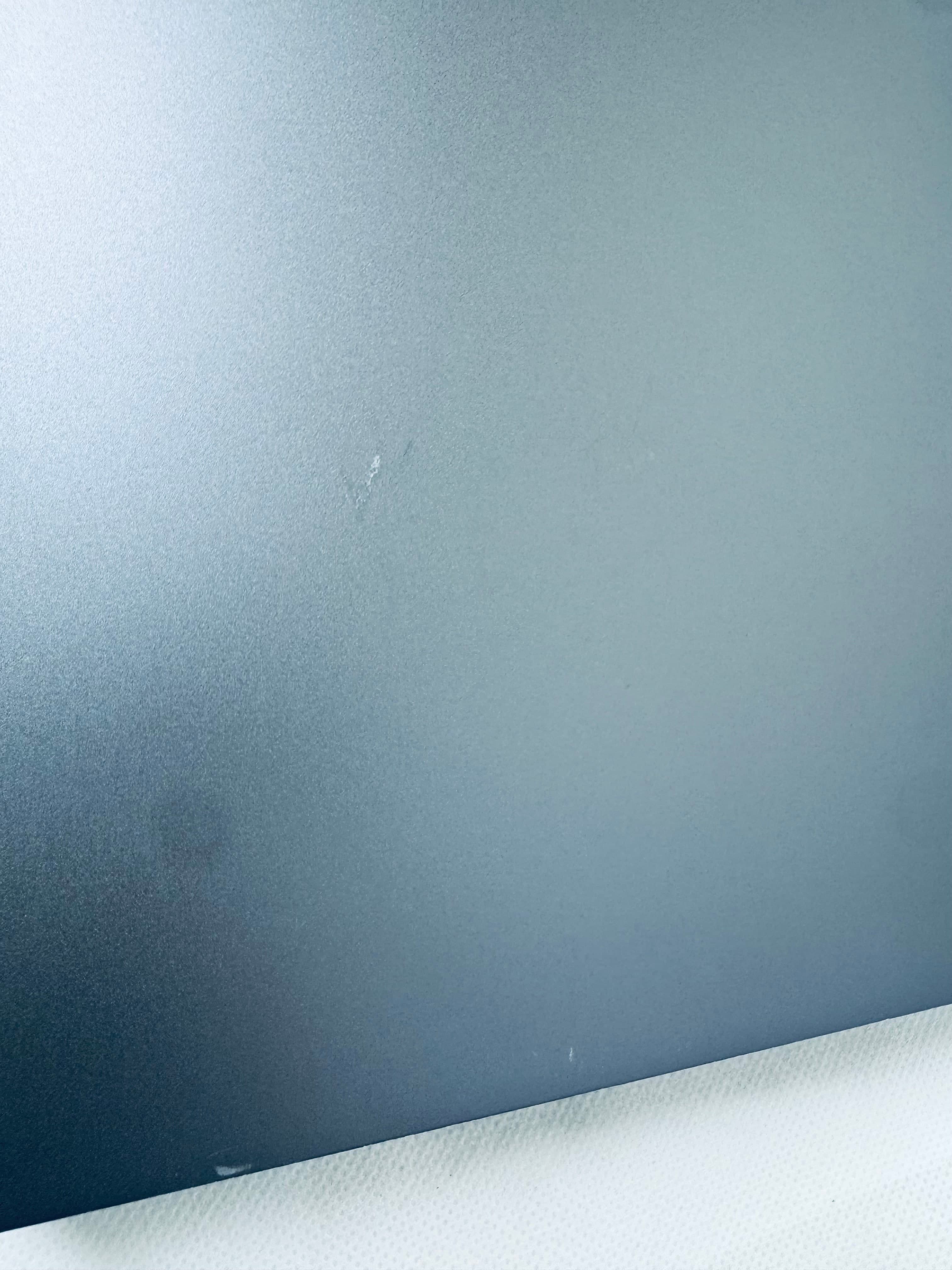 hp-zbook-studio-fg-01121-10