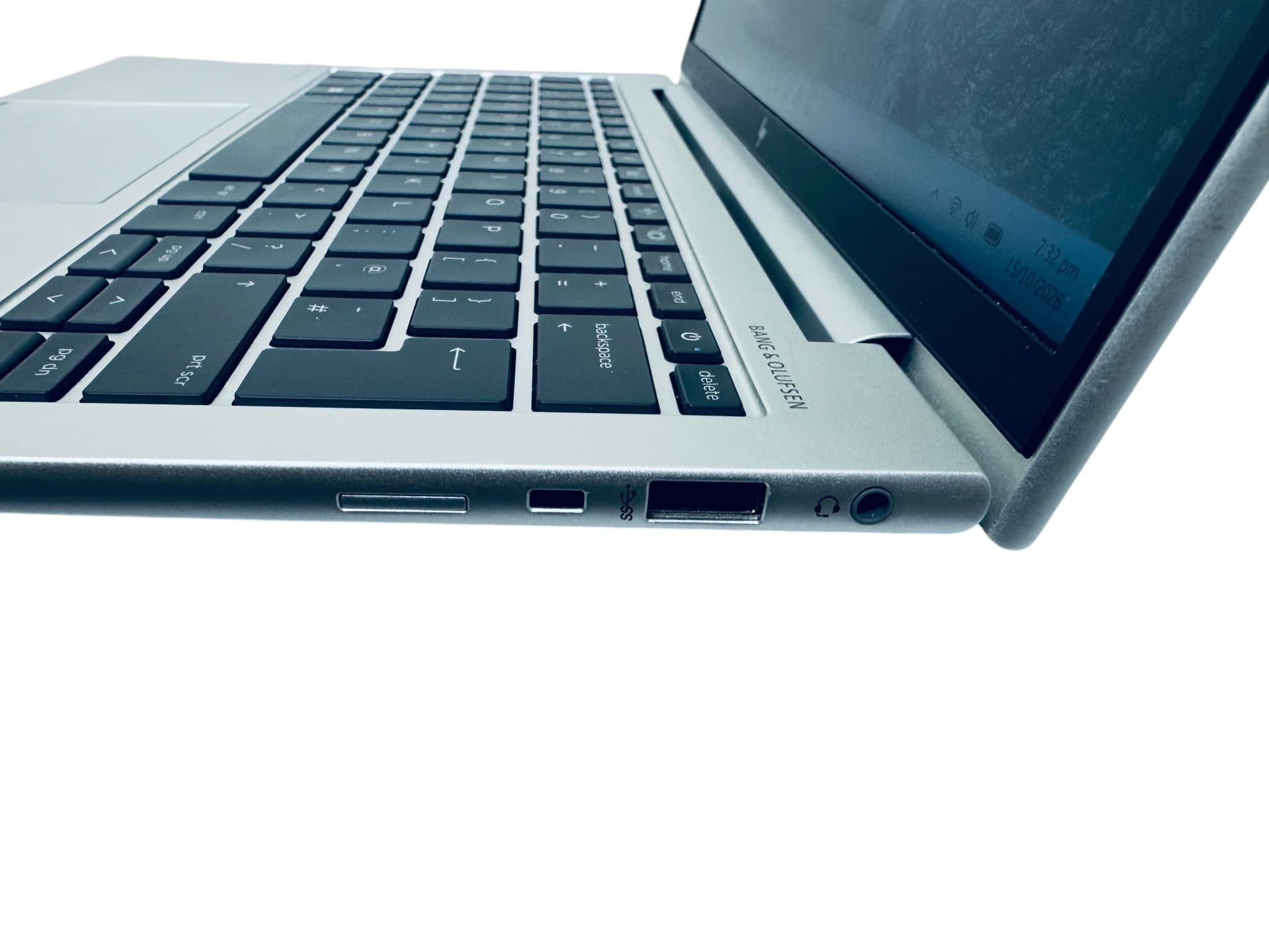 hp-elitebook-830-fg-01258-4